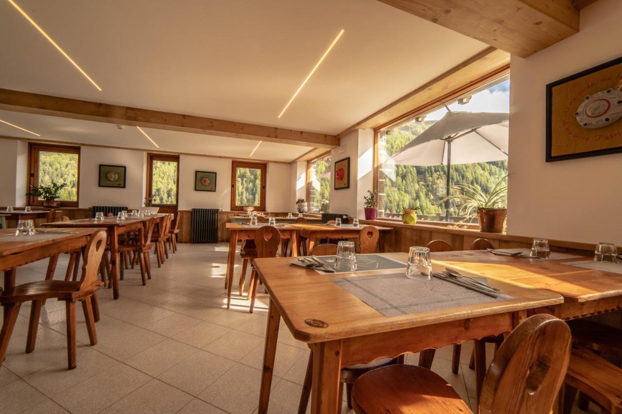 Hotel & Restaurant Perret - Mountain People Valgrisenche Exterior foto